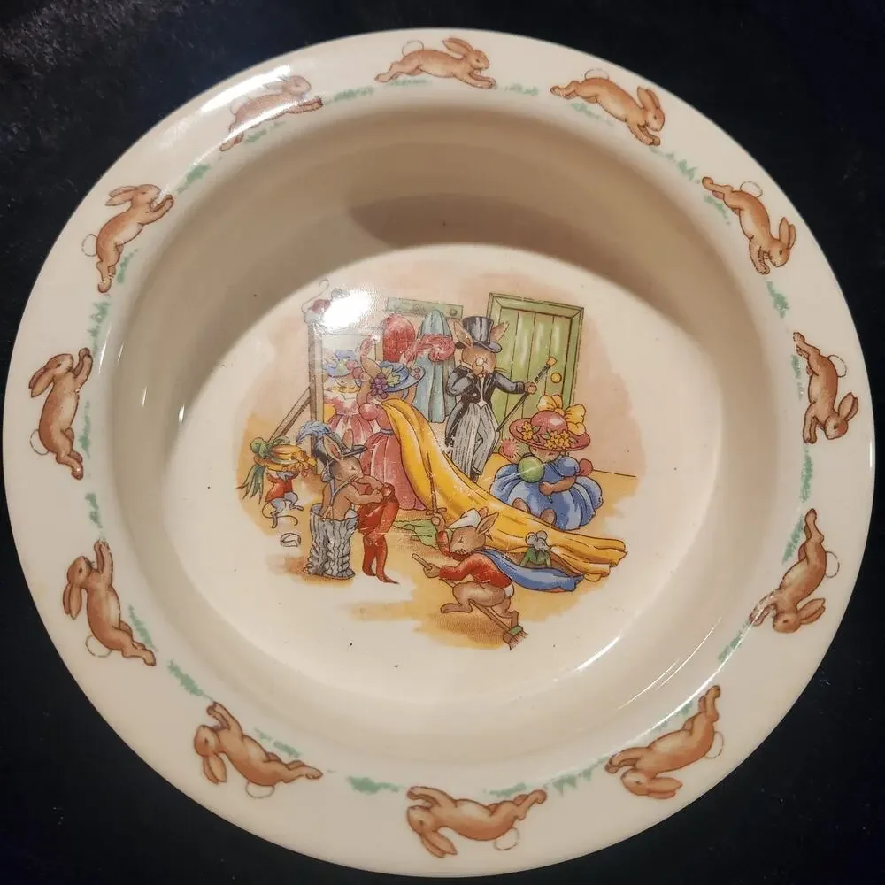 Royal Doulton Bunnykins set includes
